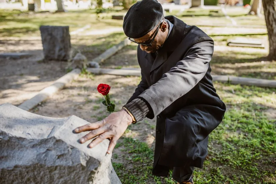 #13 - You Will Outlive Them, and It Will Break You (Image Credits: Pexels)