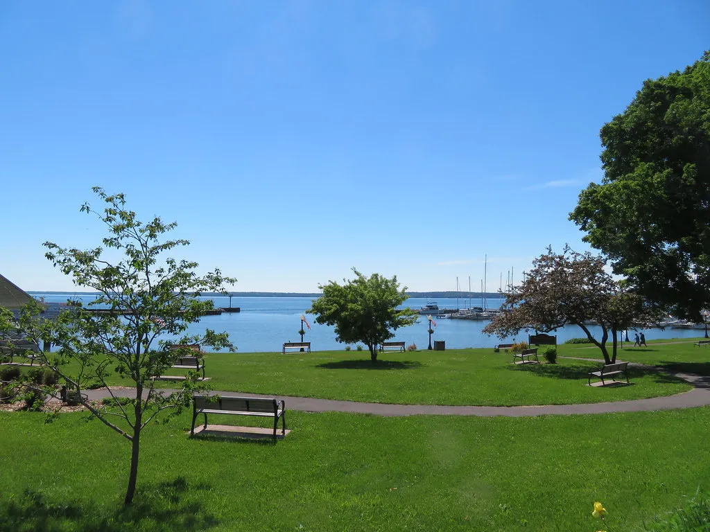 #15 - Bayfield, Wisconsin: The Great Lakes Town That Redefines "Midwest Waterfront" (NatalieMaynor, Flickr, CC BY 2.0)