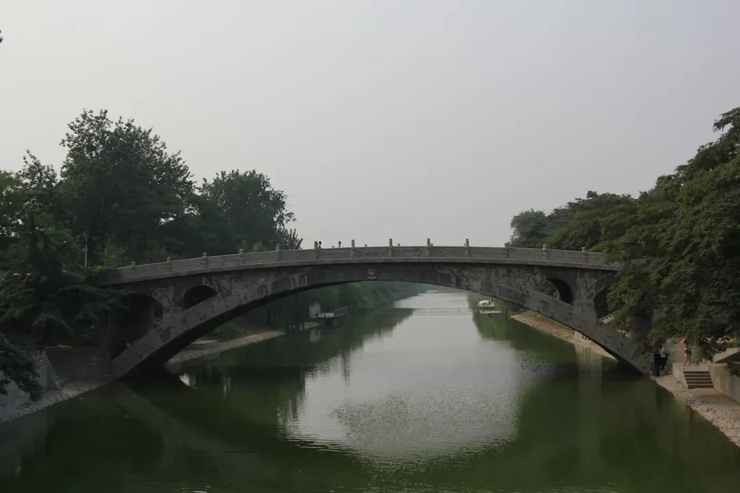 Zhaozhou Bridge, China (Image Credits: Unsplash)