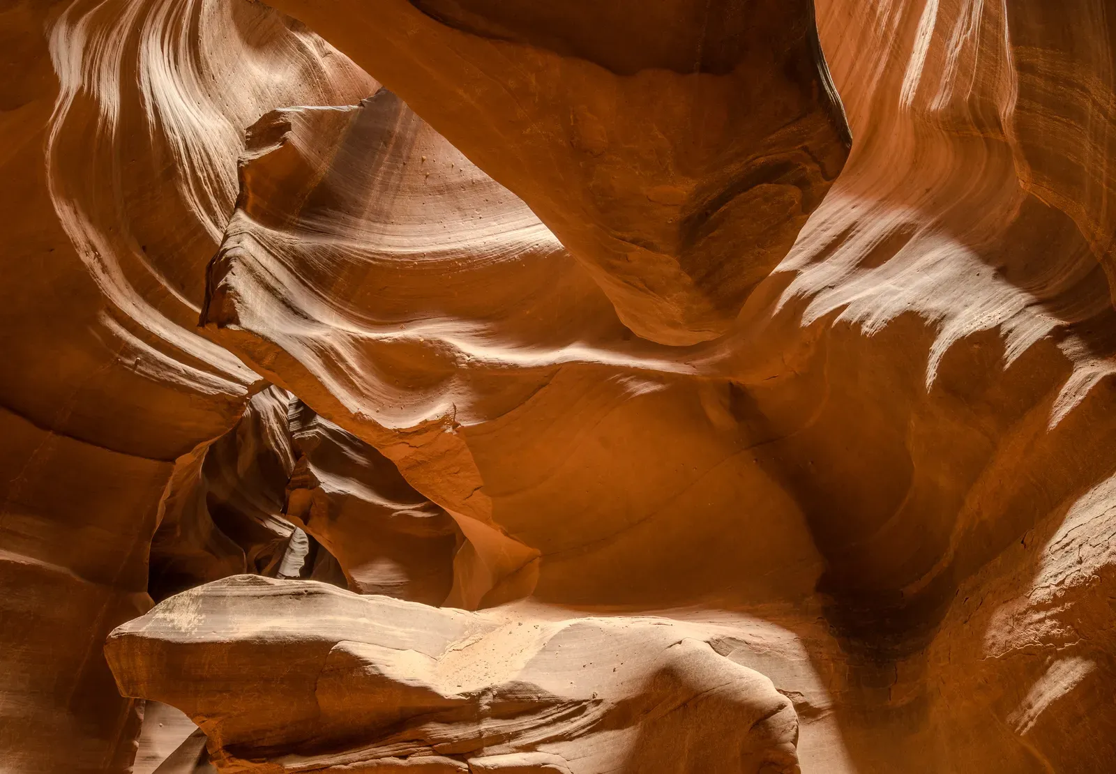 Antelope Canyon (Image Credits: Wikimedia)