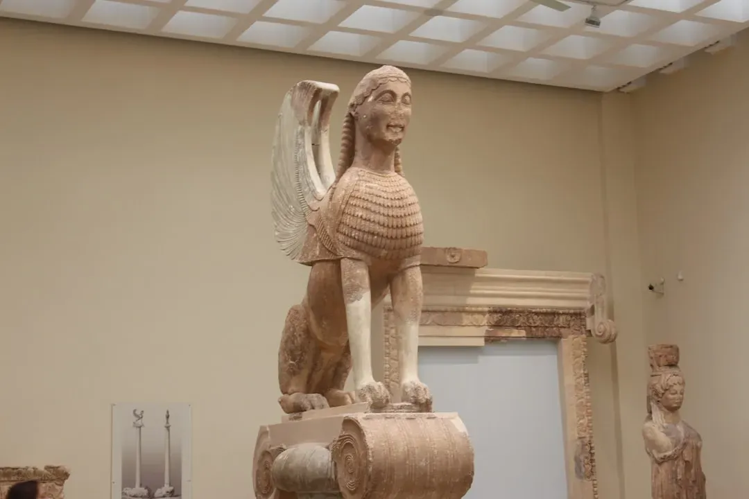 Greece and Rome: Animals as Sacred Companions of the Gods (Image Credits: Unsplash)
