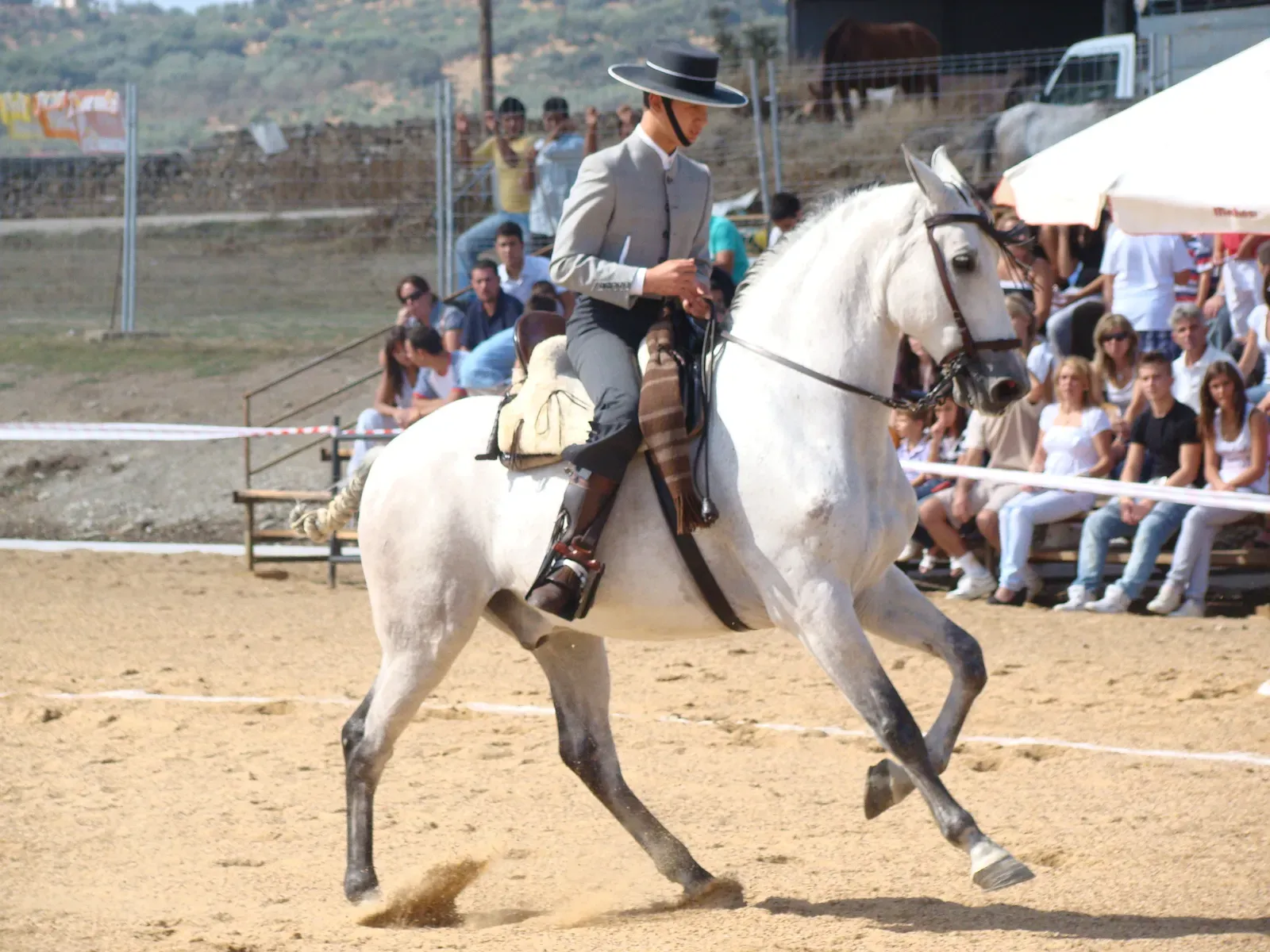 Hispano-Árabe (Image Credits: Wikimedia)
