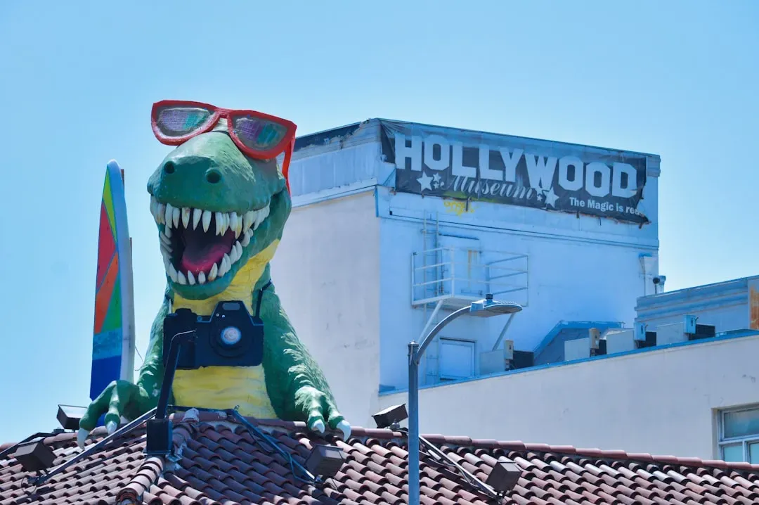 Theodore Rex (1995) (Image Credits: Unsplash)