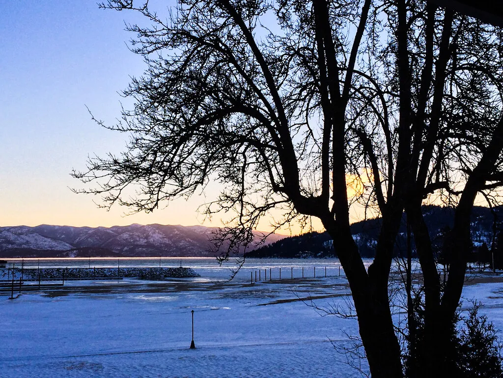 #4 - Sandpoint, Idaho: The Crash Pad That Turns Into a Second Trip (Victor Solanoy, Flickr, CC BY 2.0)