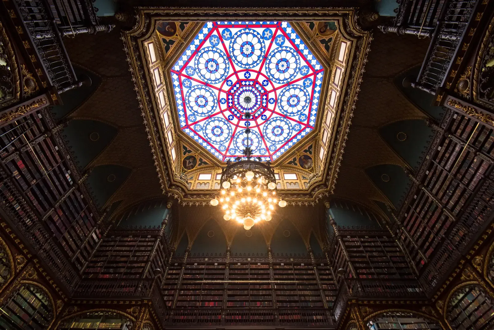 Real Gabinete Português de Leitura, Brazil (Image Credits: Wikimedia)