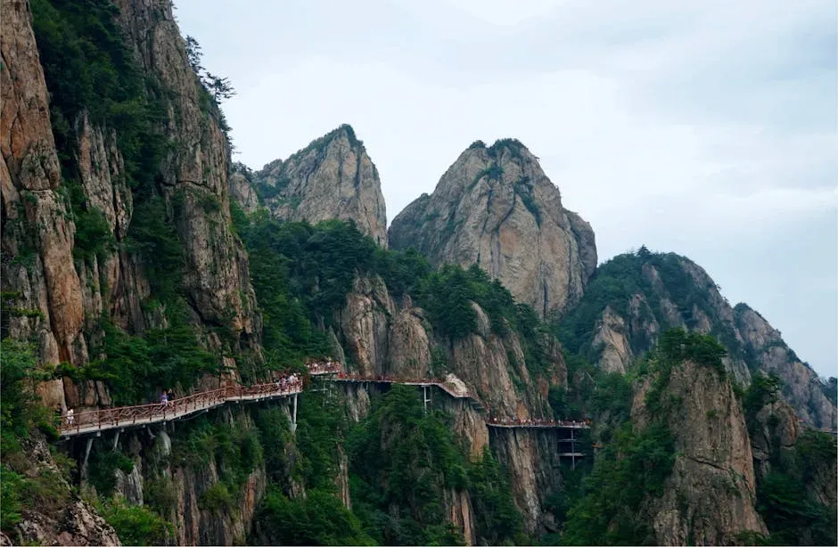3. Huashan Plank Walk, China - The Most Surreal Thing You'll Ever Strap Into (Image Credits: Pexels)