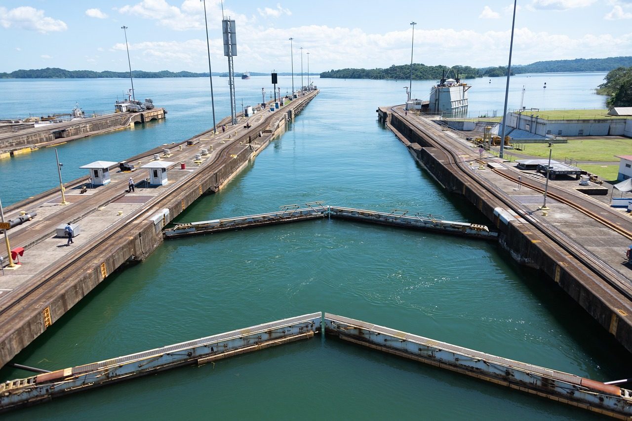 The Panama Canal: Reshaping Global Trade (Image Credits: Pixabay)