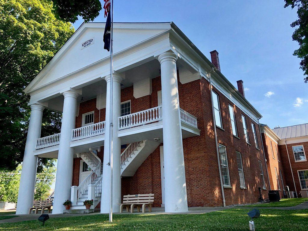 Rising Sun, Indiana: Where History Meets Modern Entertainment (Image Credits: Flickr)