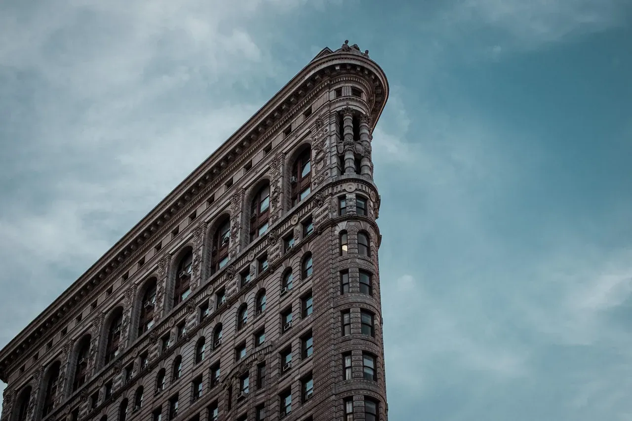 The Flatiron Building: Manhattan's Elegant Triangle (Image Credits: Pixabay)