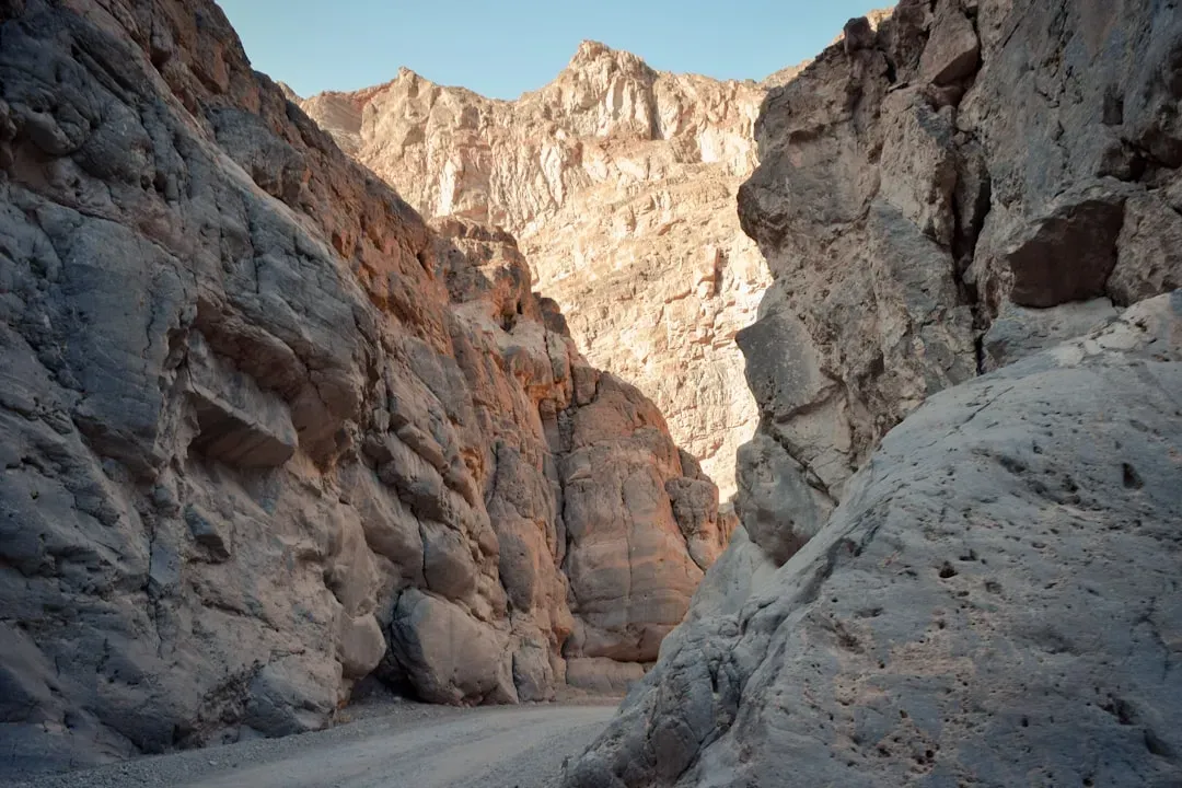 Death Valley National Park: Desert Winter Paradise (Image Credits: Unsplash)