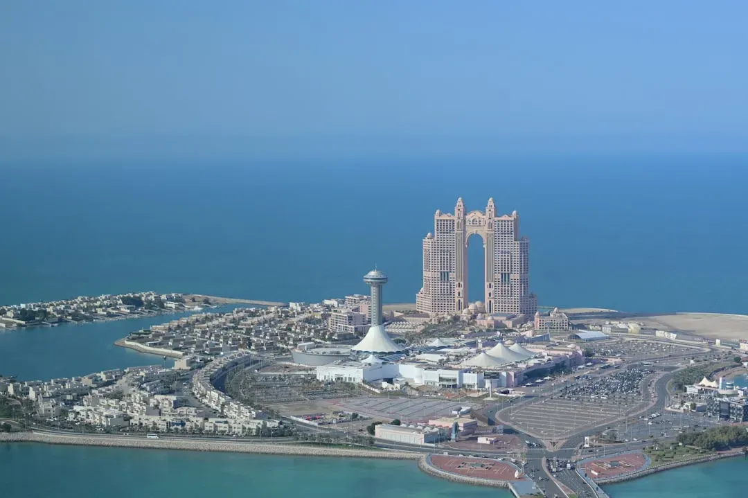 Abu Dhabi, United Arab Emirates (Image Credits: Unsplash)