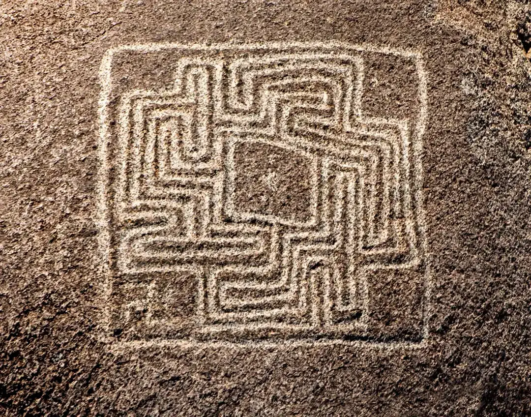 Hemet Maze Stone (Image Credits: Wikimedia)