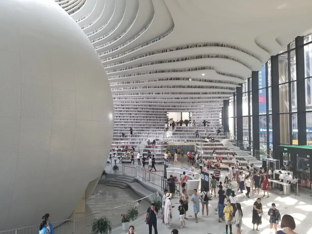 Tianjin Binhai Library, China (Image Credits: Unsplash)