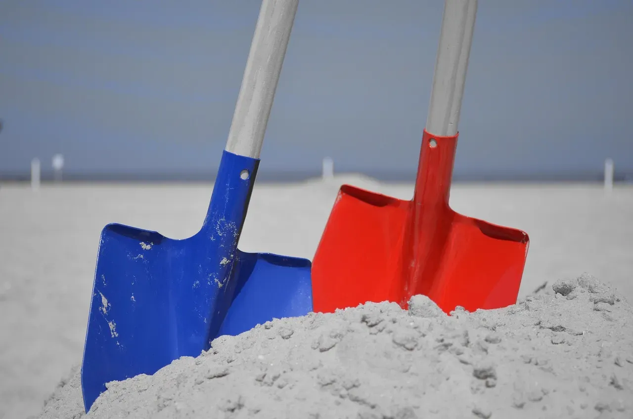#5: When Sand Buries the Living, Not Just the Historic (Image Credits: Pixabay)