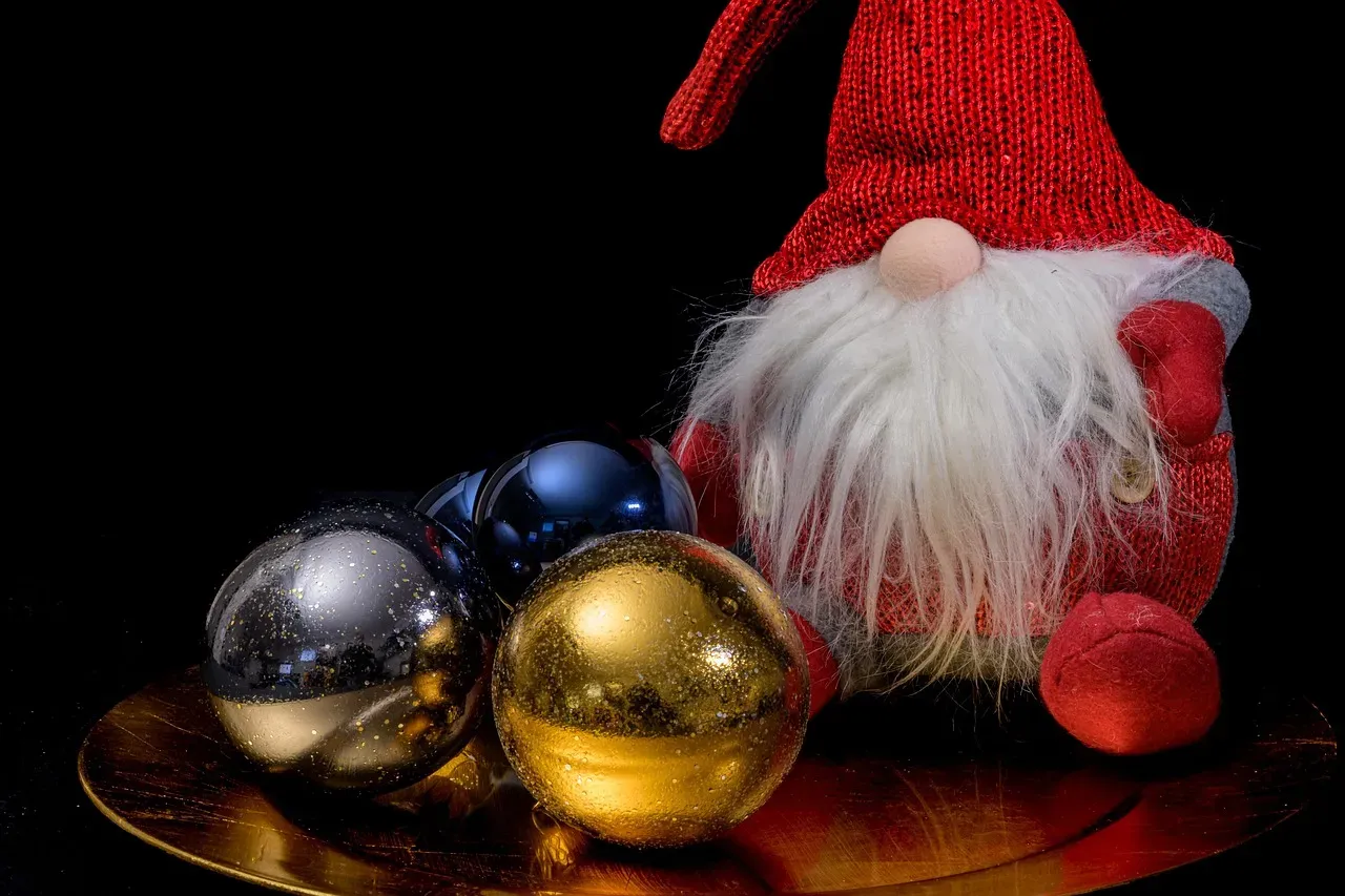 Saint Nicholas and the Birth of Santa Claus (Image Credits: Pixabay)