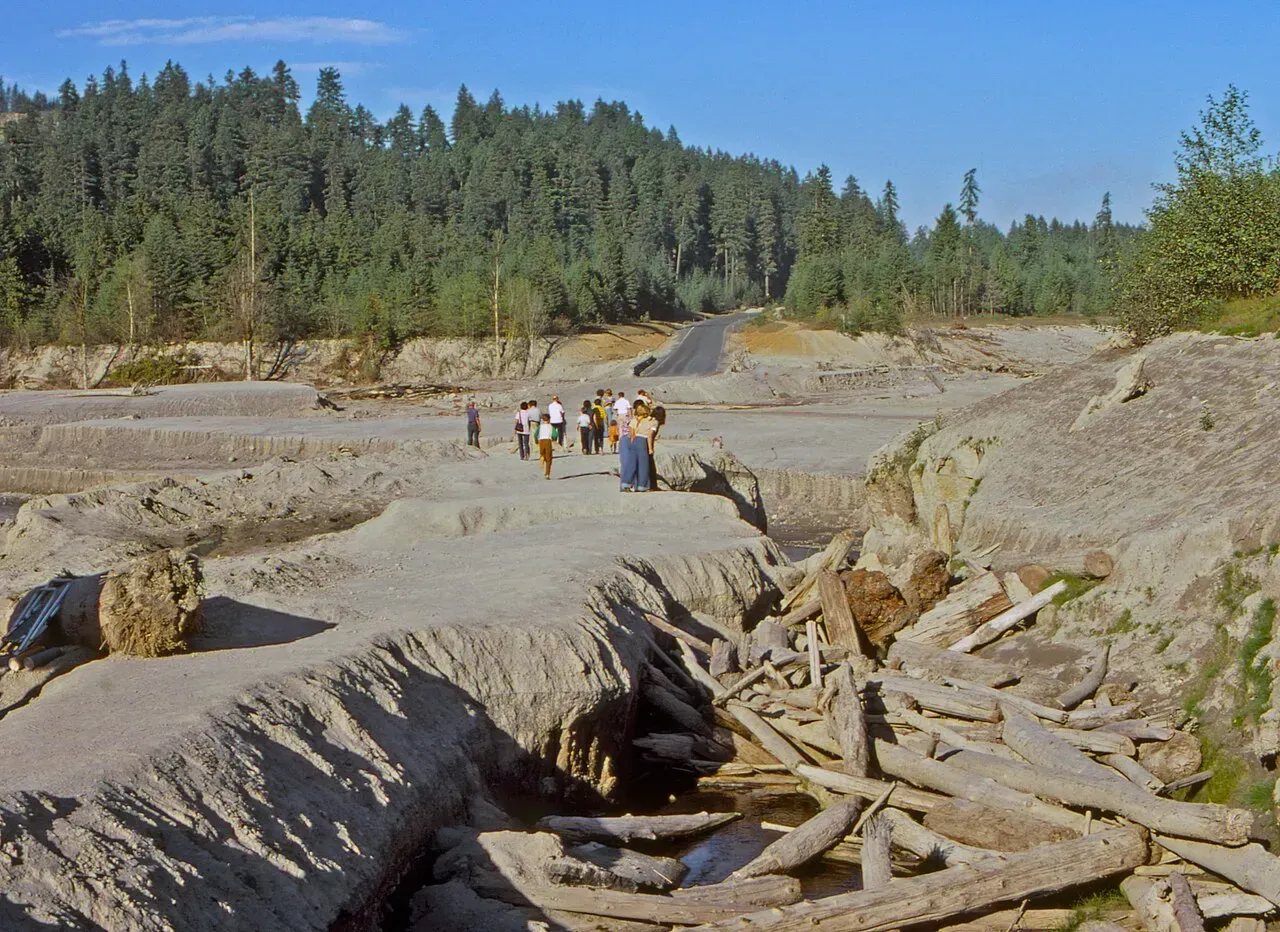 A Blank Slate for Science (Image Credits: Toutle river bridge destruction: Wikimedia commons)