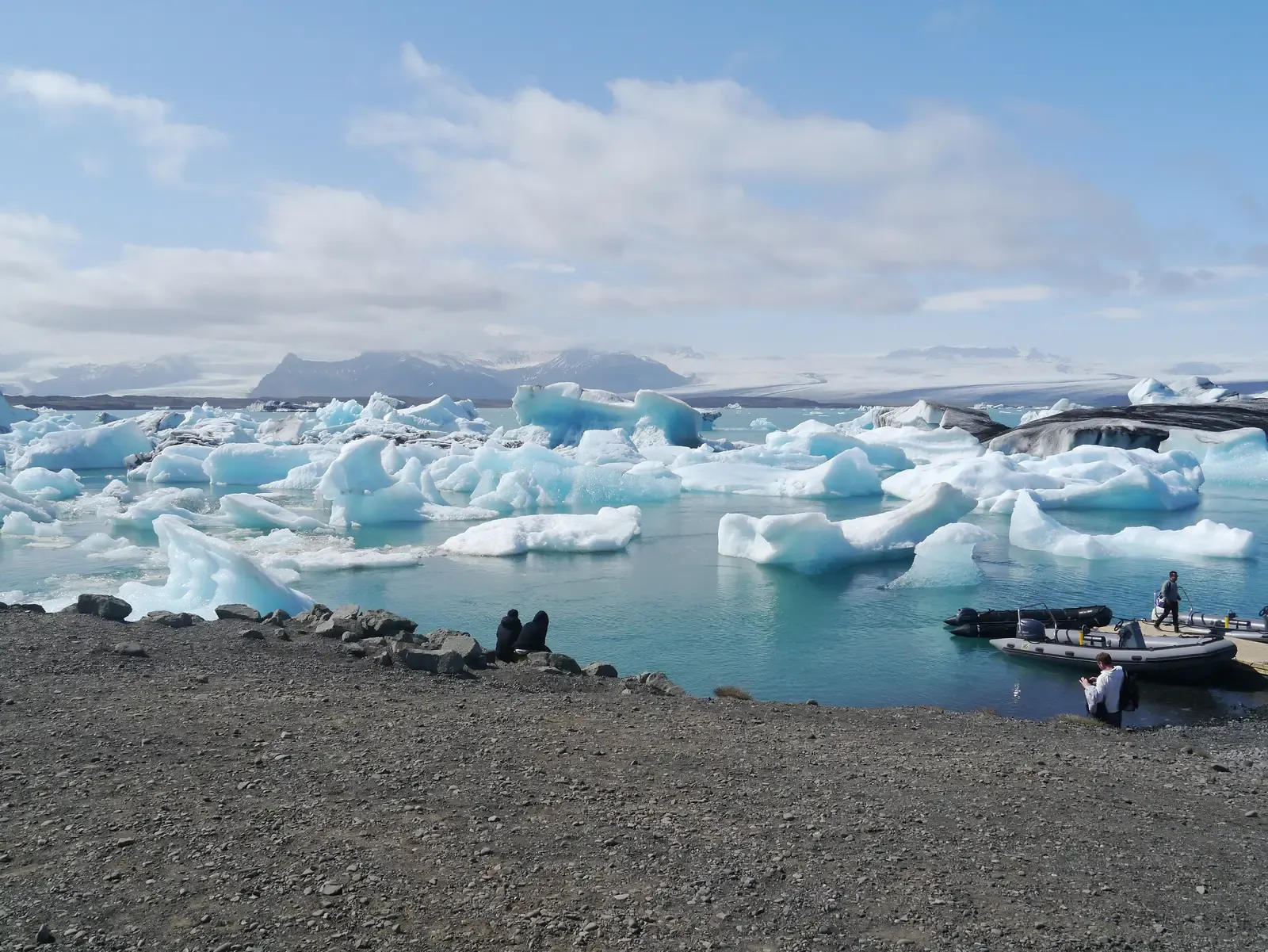 Experiencing The Icebergs Once You Arrive (Image Credits: Wikimedia)