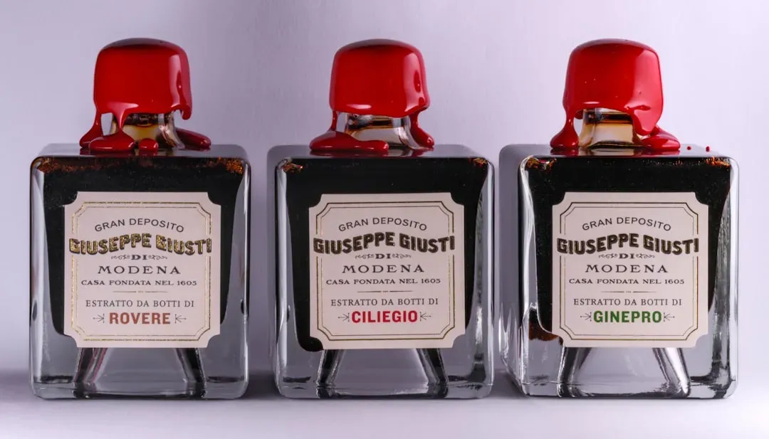 Vinegar (Image Credits: Unsplash)