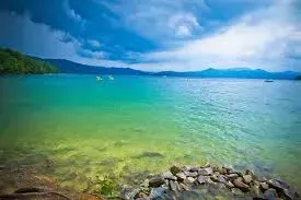 It's South Carolina's Deepest Lake (Image Credits: : Instagram)