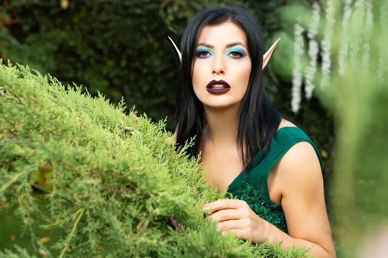 Capricorn: The Ambitious Elf (Image Credits: Pixabay)