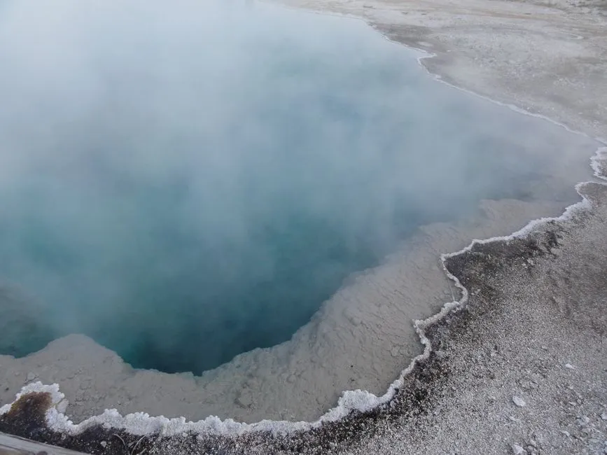 #18 - Devil's Bathtub, Yellowstone: Too Perfect to Trust (Image Credits: Pexels)