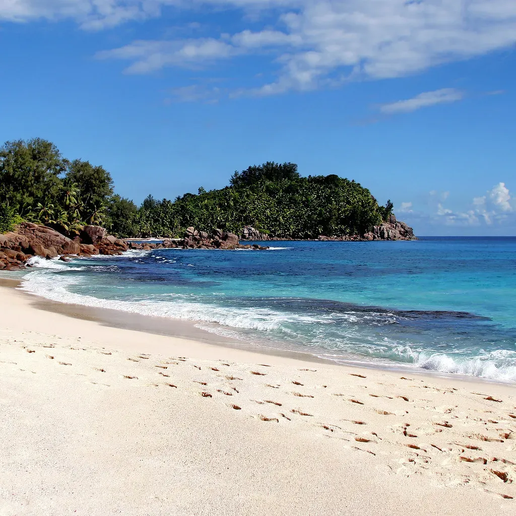 The Seychelles Offers a Different Kind of Calm (Image Credits: Flickr)