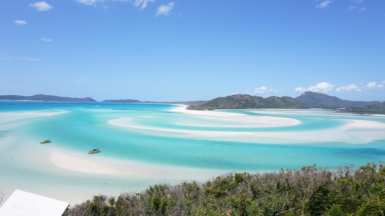 Whitehaven Beach, Whitsunday Islands, Australia (Image Credits: Pixabay)