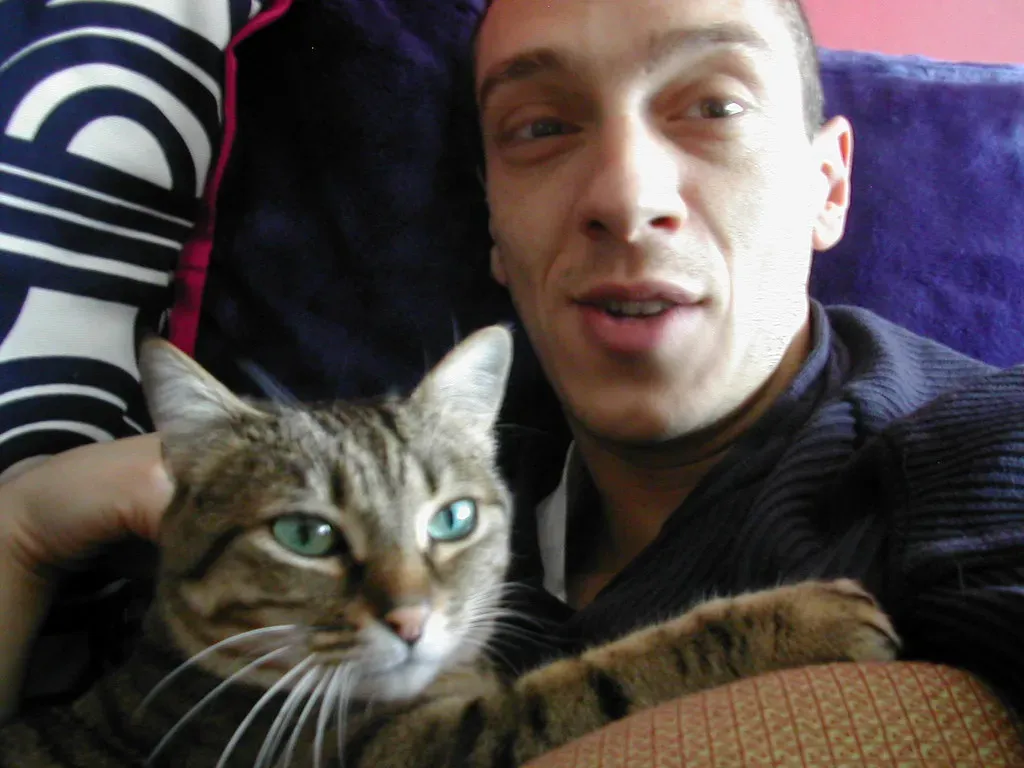 #1: Oscar the Cat - A Case That Made Medical History (00ucci, Flickr, CC BY 2.0)