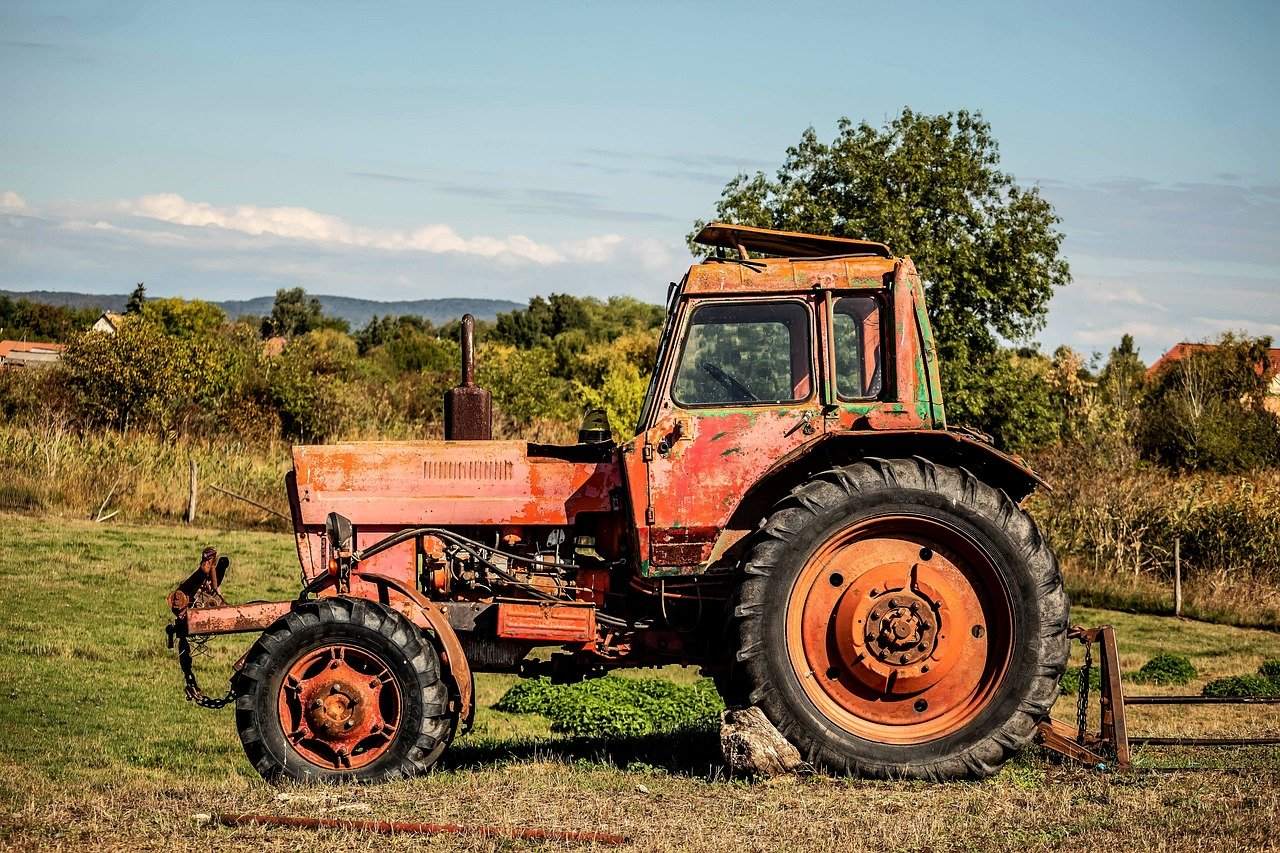 Poor Equipment Selection and Overspending on Machinery (Image Credits: Pixabay)
