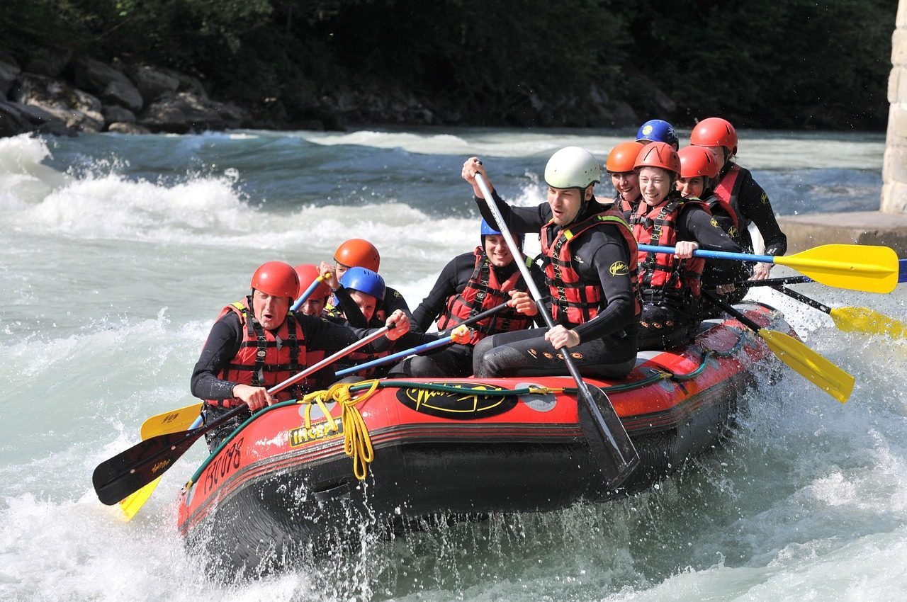 Most Wildlife Arrived by Rafting Across the Ocean (Image Credits: Pixabay)