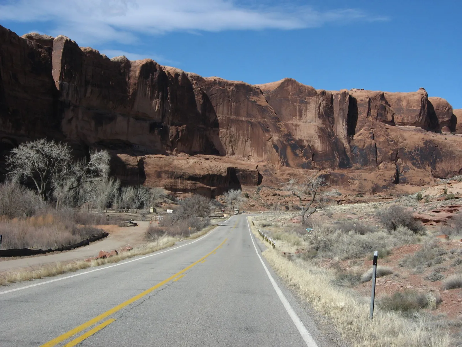 #3 - Utah State Route 128 Along the Colorado River, Near Moab (Utah State Route 128 Along Colorado River Near Moab, Utah, CC BY-SA 2.0)