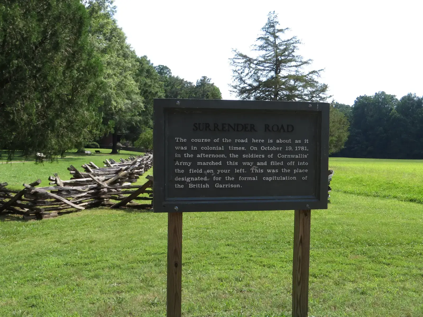 Yorktown Battlefield, Virginia (Image Credits: Wikimedia)