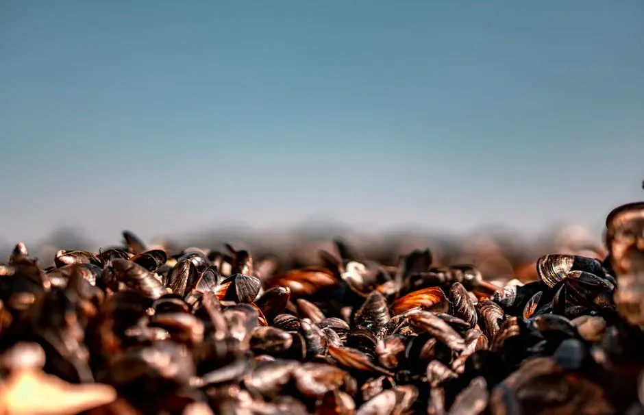 2. The Great Lakes Region: A Freshwater Giant Under Siege (Image Credits: Pexels)