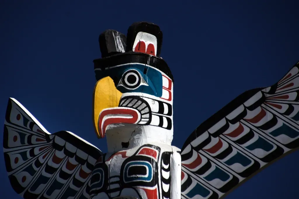 From Ancient Art to Modern Jewelry (Image Credits: Rawpixel)