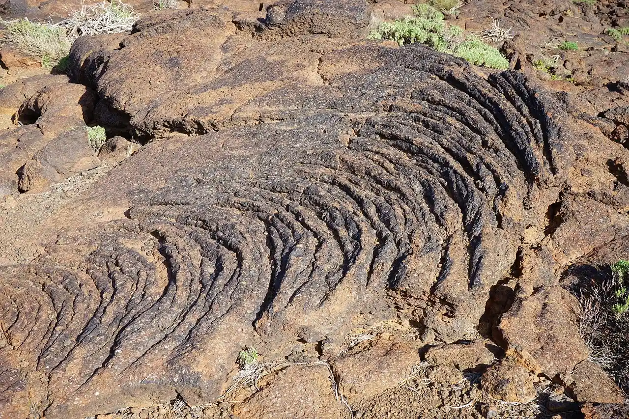 8. Volcanic Rock Flows Once Dammed the Canyon (Image Credits: Pixabay)