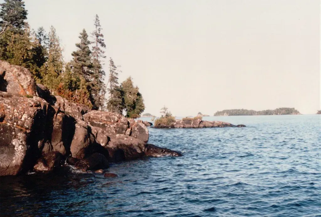 Isle Royale National Park, Michigan: A Wilderness Island Like No Other (Image Credits: Flickr)