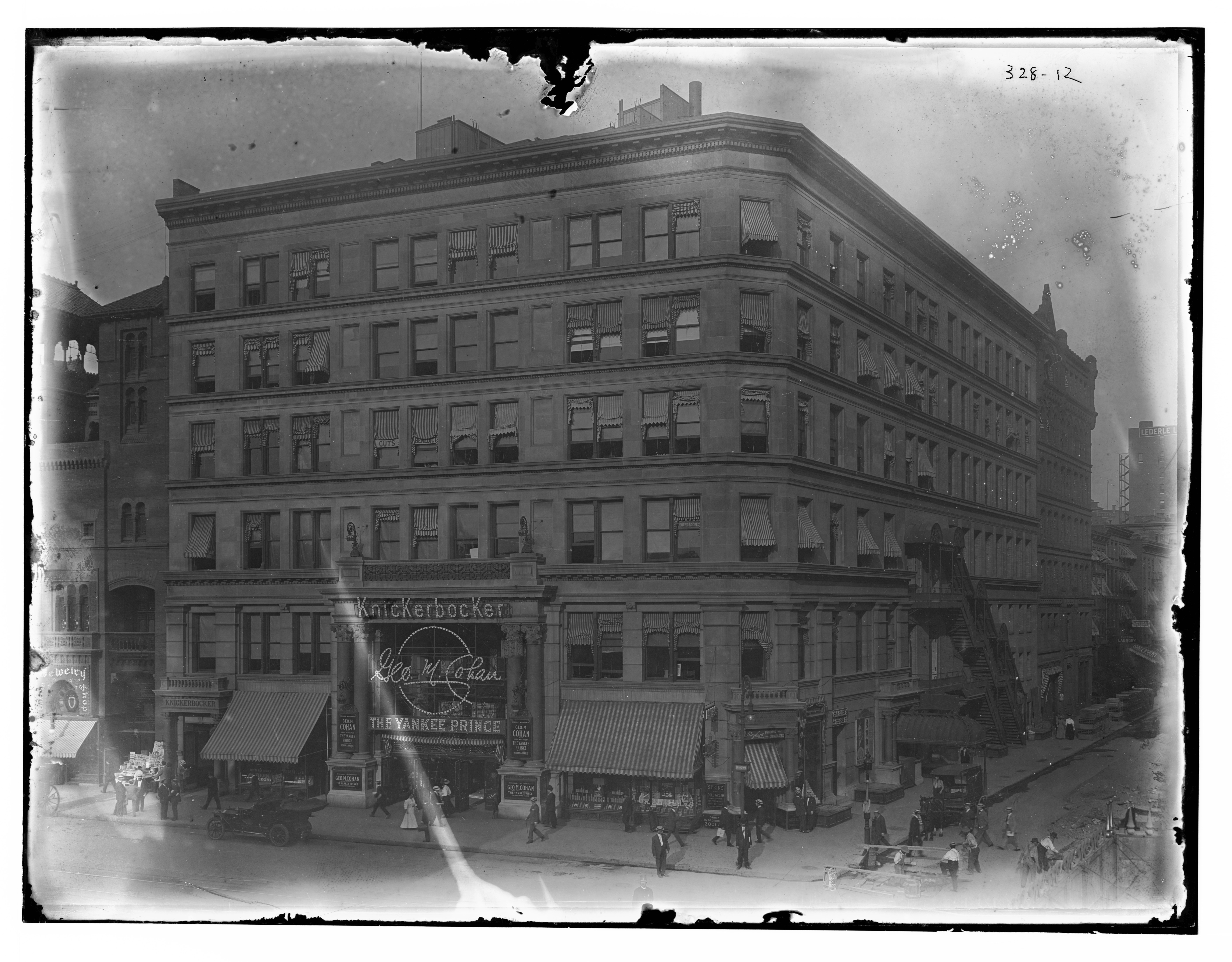 The Knickerbocker Storm of 1922: When Snow Became Deadly Weight (Image Credits: Wikimedia)