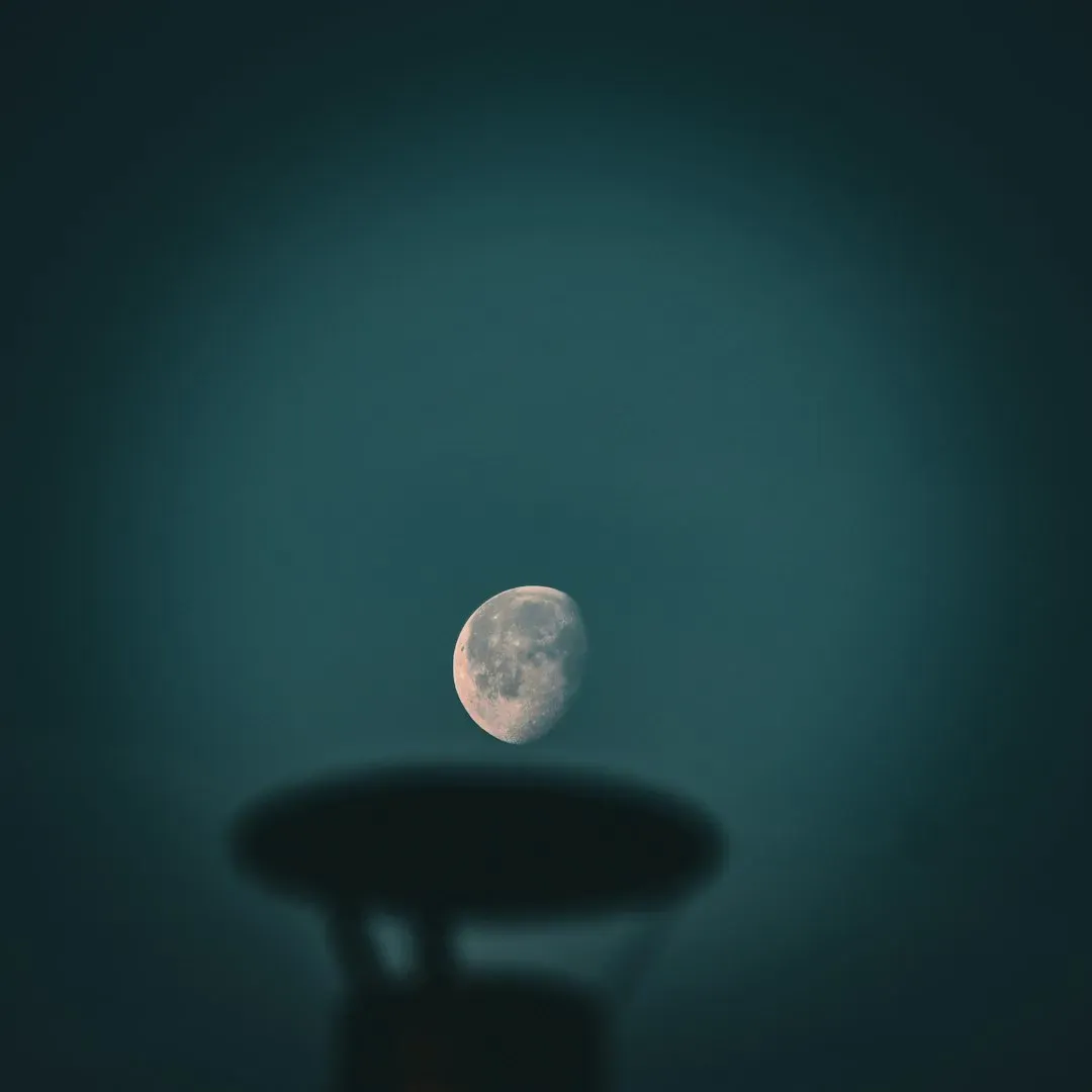 Moonbounce and Military Applications (Image Credits: Unsplash)