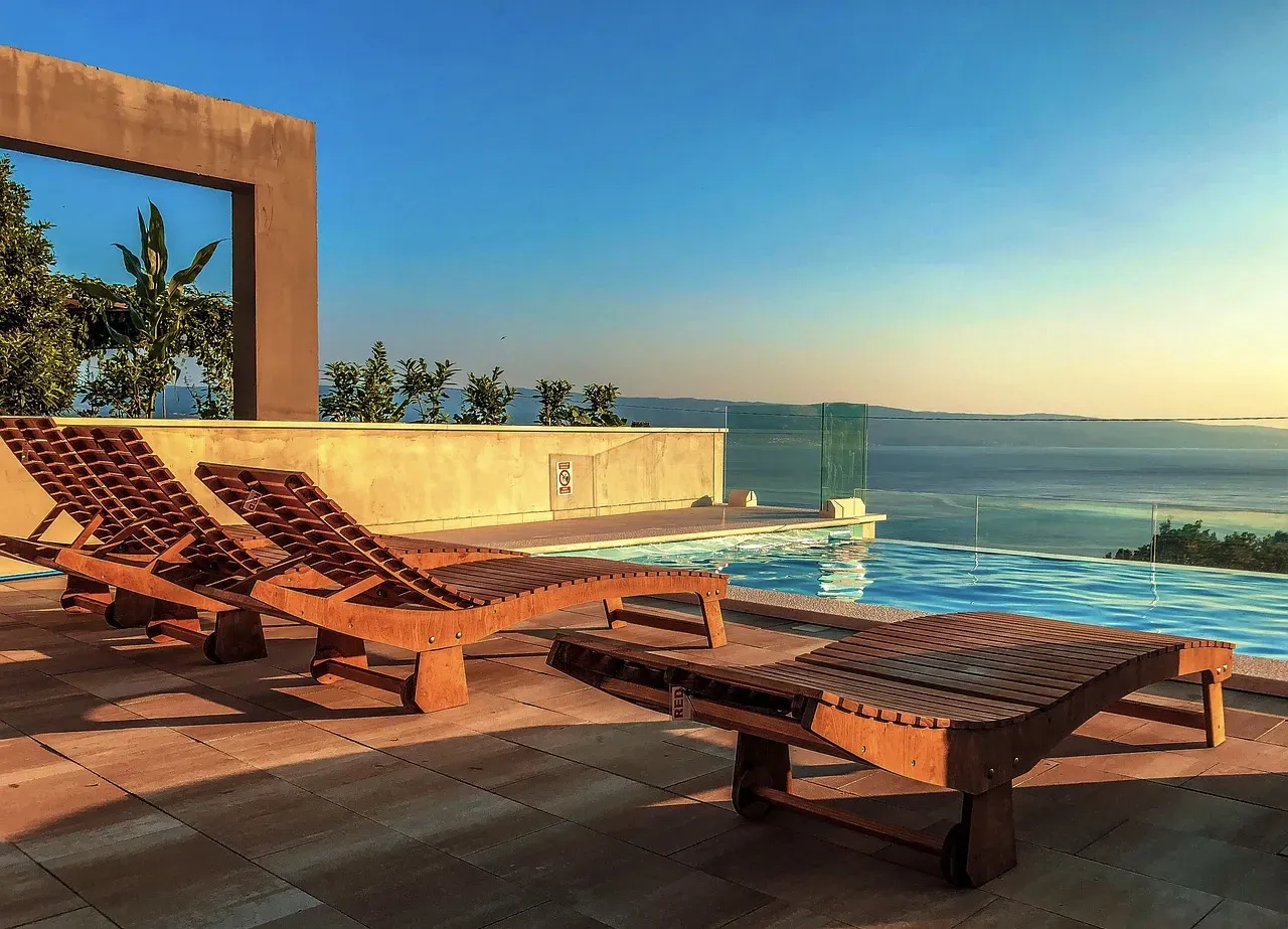 Taurus: The Luxury Beach Lounger (Image Credits: Pixabay)