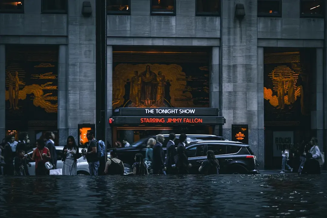 New York City: When the Big Apple Goes Under (Image Credits: Unsplash)