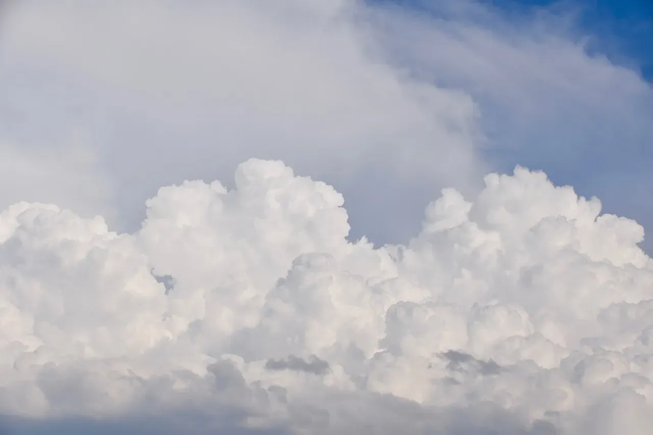Aquarius Thinks With The Clarity Of Air (Image Credits: Pixabay)
