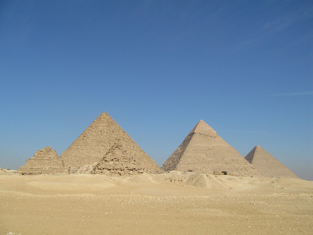 Water Leveling: Ancient Engineering Mastery (Image Credits: Flickr)