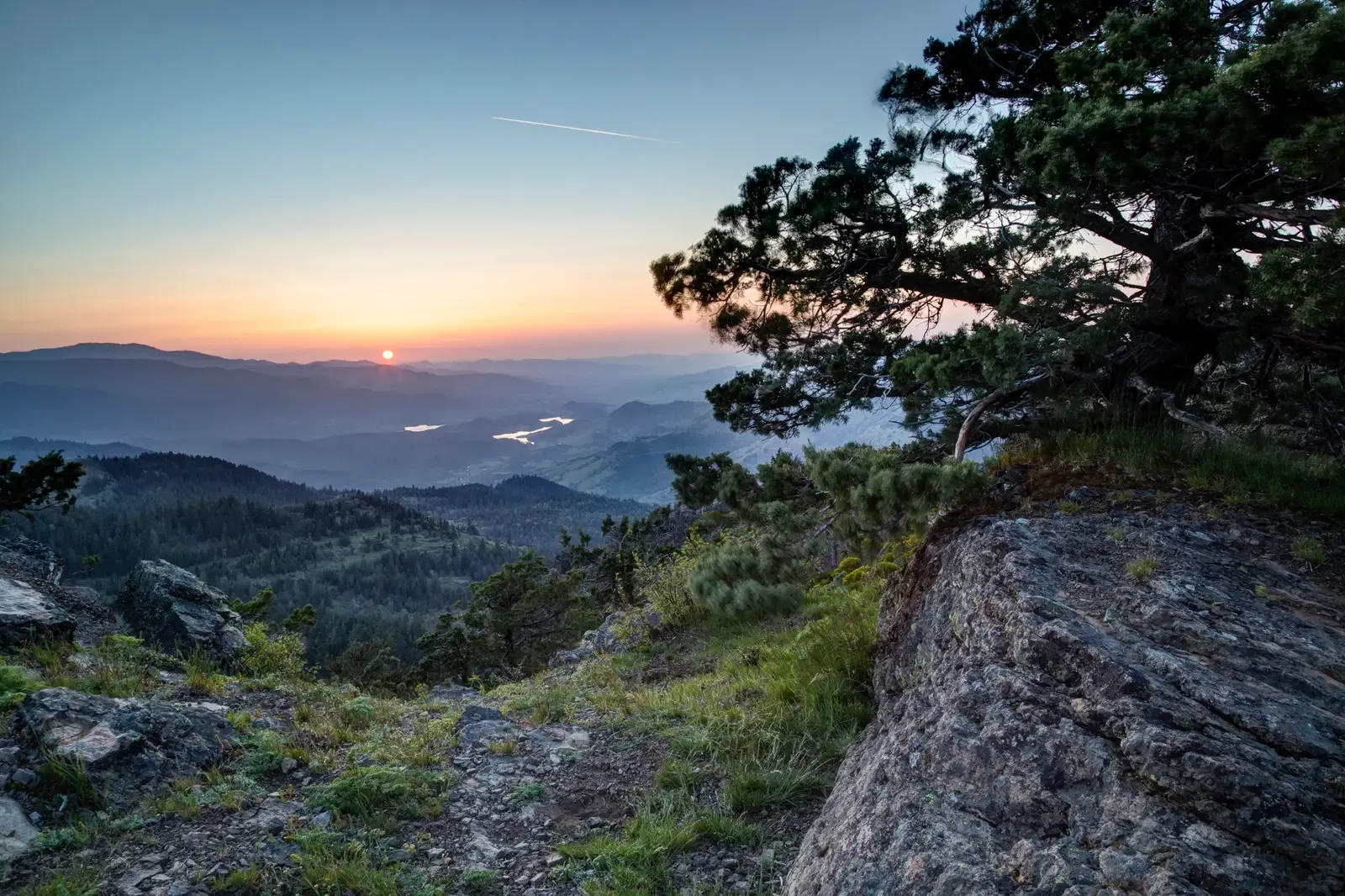Cascade-Siskiyou National Monument: Butterfly Capital of America (Image Credits: Wikimedia)