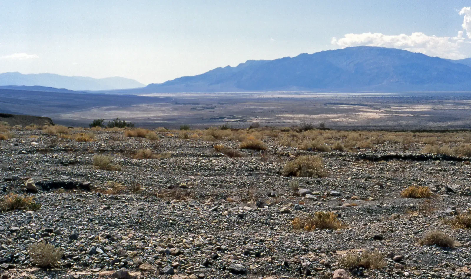 Tectonic Forces Tore the Crust Apart (Death Valley & Panamint Range & alluvial fan (Death Valley National Park, California), CC BY 2.0)