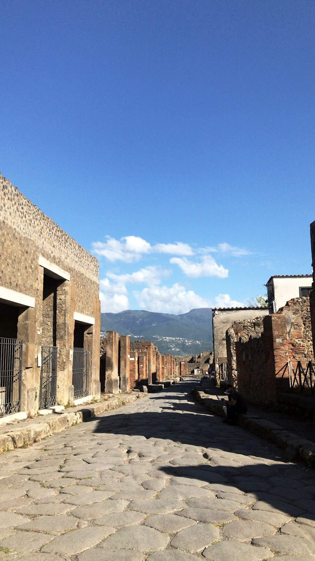Pompeii – The City Frozen in Time (Image Credits: Unsplash)