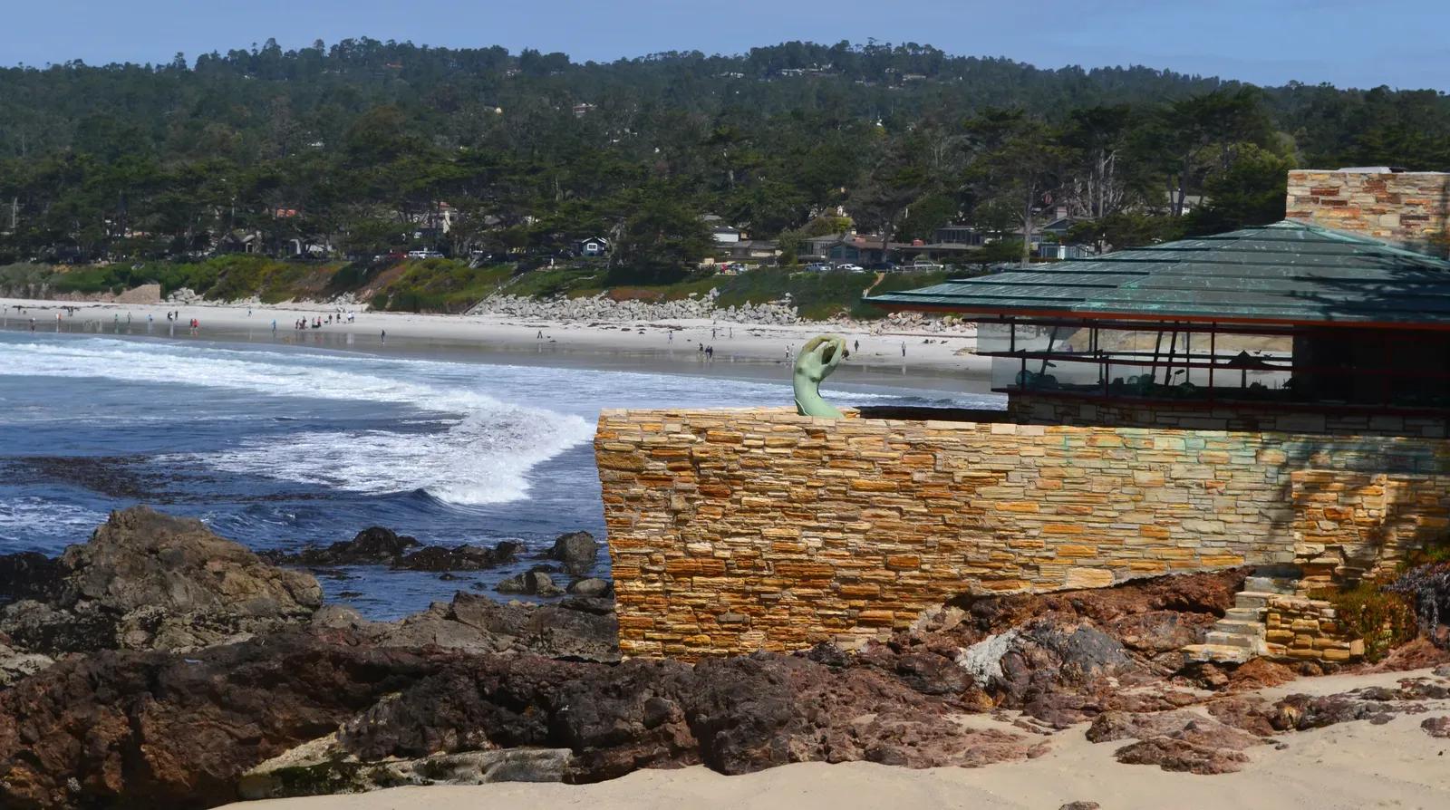 Carmel-by-the-Sea, California (Image Credits: Wikimedia)