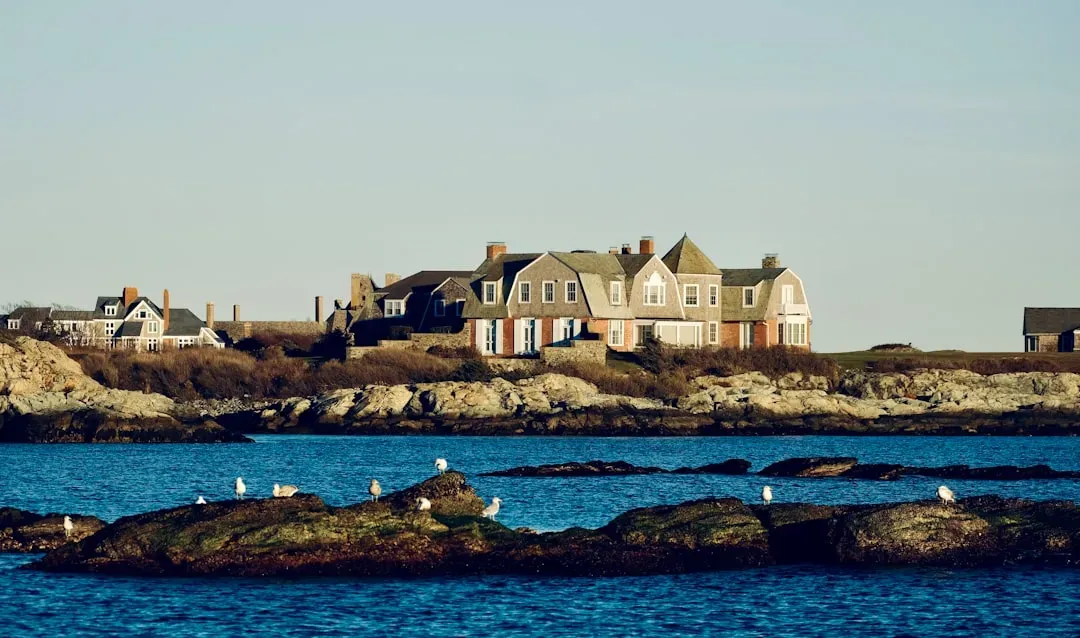 Rhode Island: Small State, Big Reputation for Rudeness (Image Credits: Unsplash)