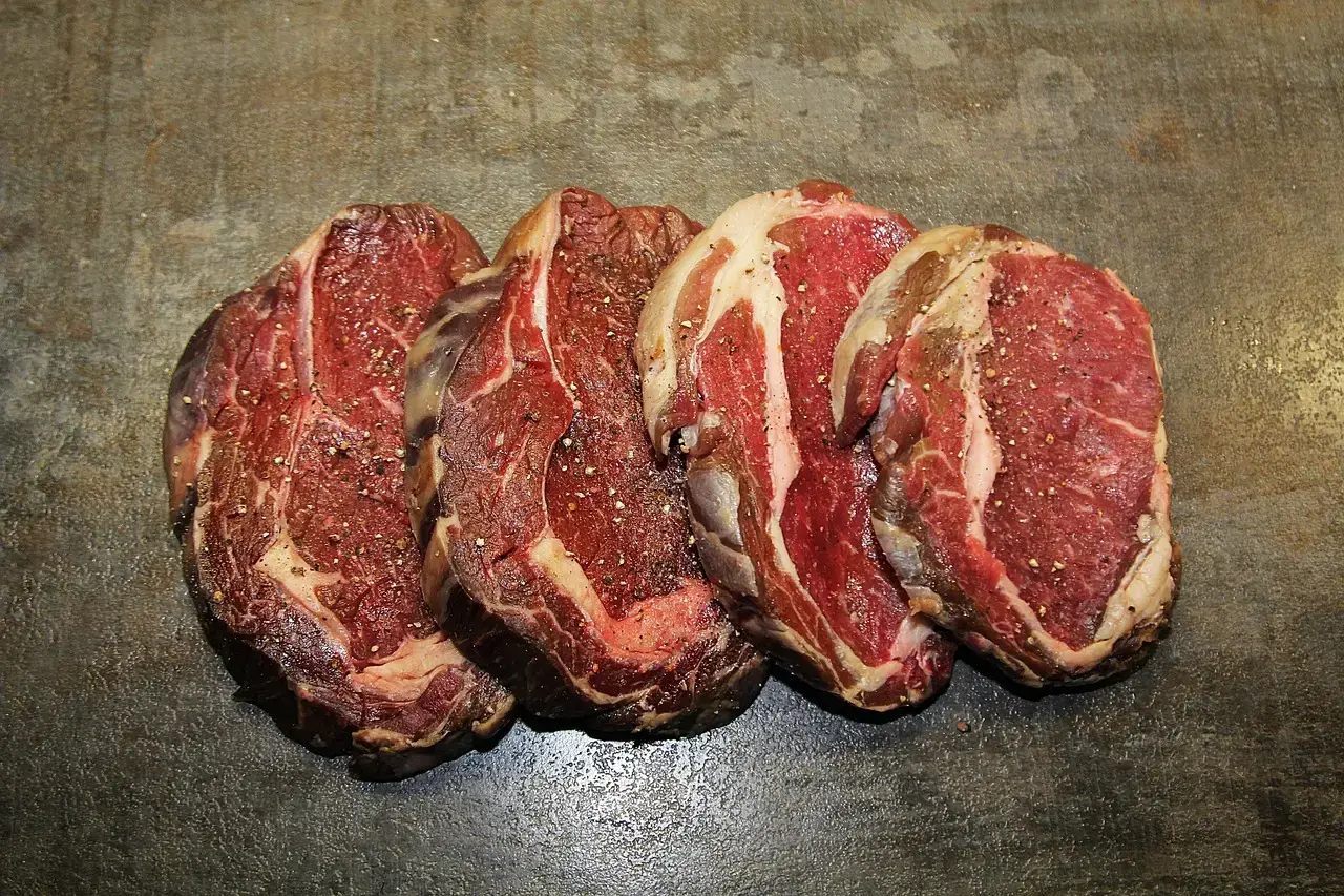 Dry-Aged Ribeye: The Gold Standard (Image Credits: Pixabay)