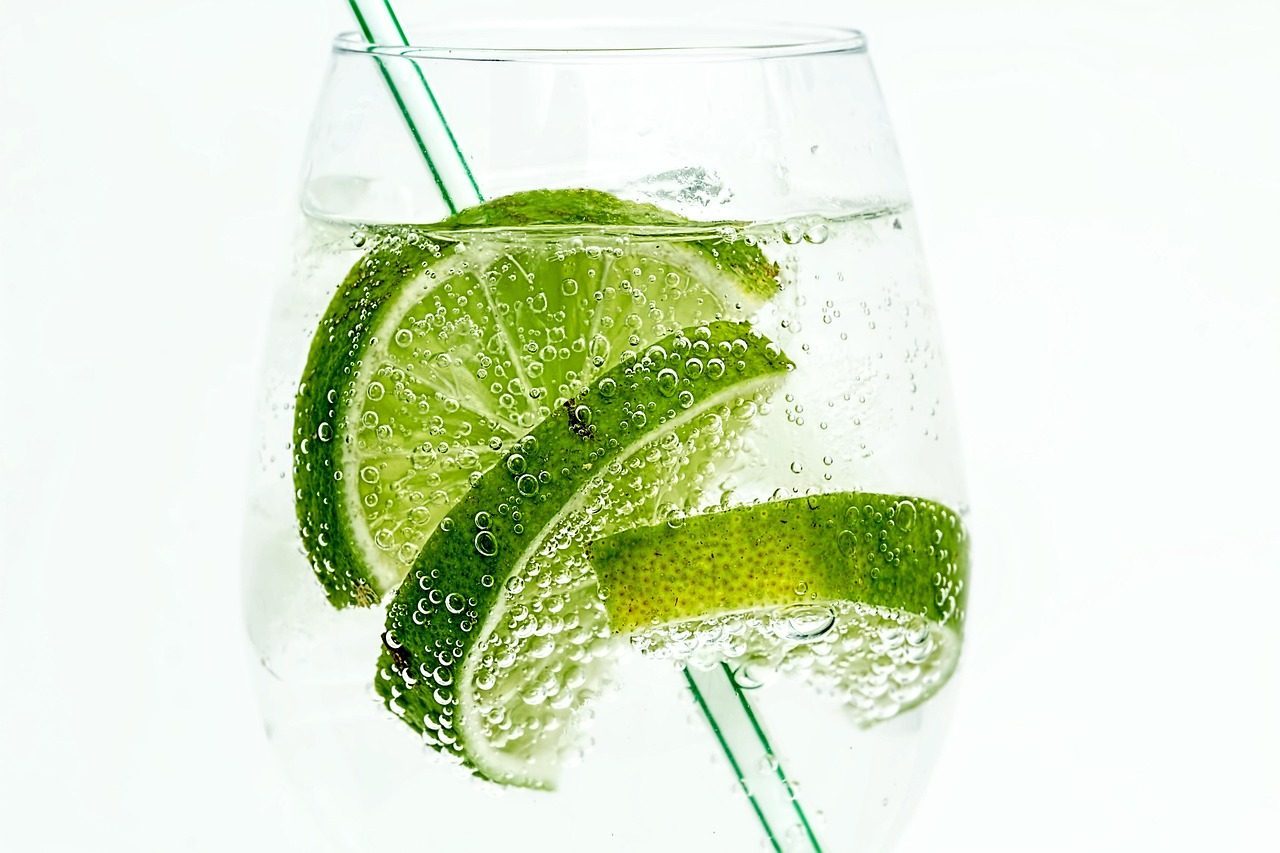Citrus-Flavored Sodas with Brominated Vegetable Oil (Image Credits: Pixabay)
