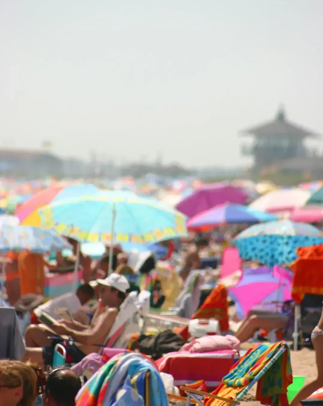 Thailand: Overcrowded Paradise (Image Credits: Unsplash)